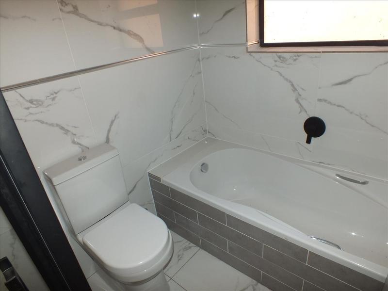 3 Bedroom Property for Sale in Bonnie Brae Western Cape